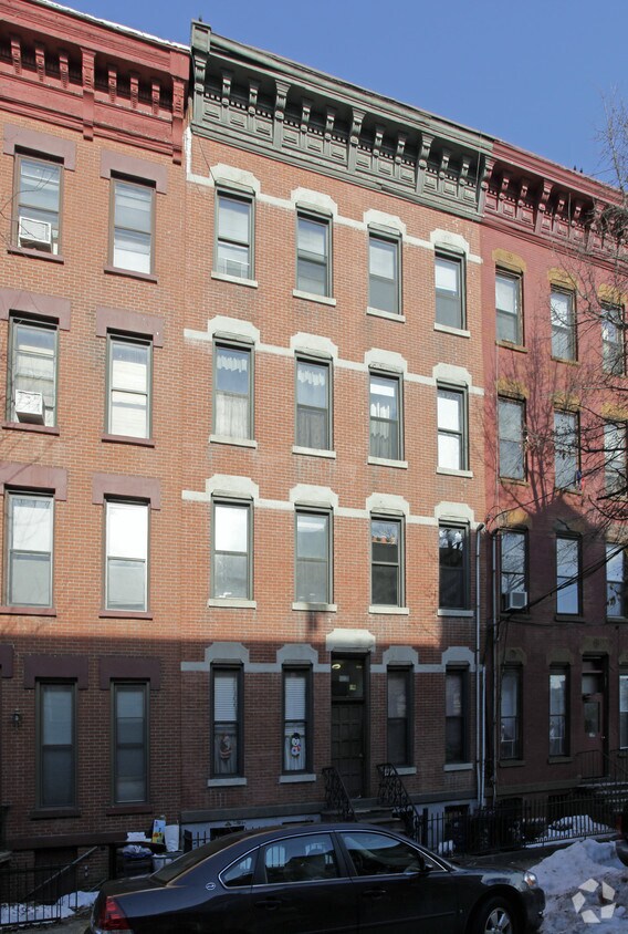 Primary Photo - 206 7th St