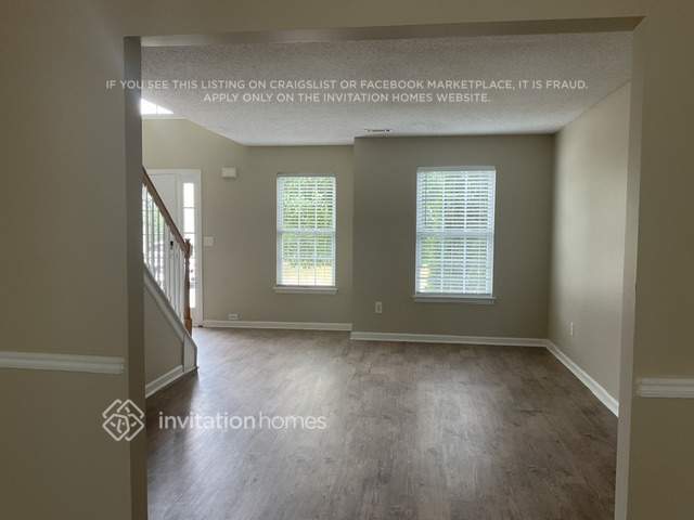 Foto del edificio - 3260 Timber Ridge