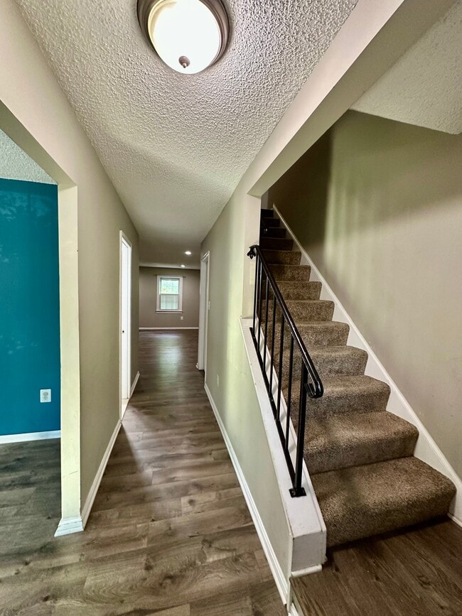 Photo - 3070 Tecumseh Ct Townhome