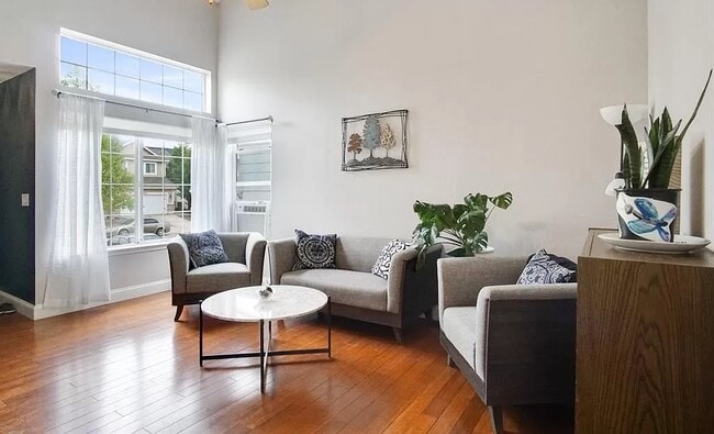 Building Photo - 4911 Copen Dr