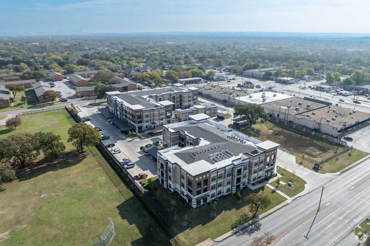 Contexto - Heights at Macarthur