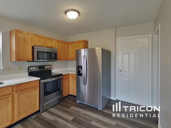 Foto del edificio - 14675 Fawn Hollow Ln