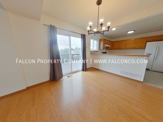 Building Photo - 6335 Cording Ct
