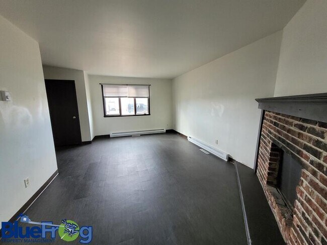 Building Photo - 1109 London St