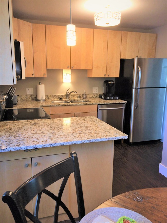 Kitchen - 1101 B St