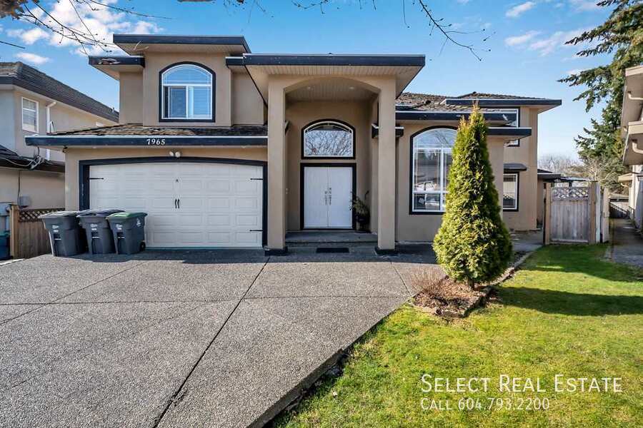 Primary Photo - 7965-155A 155a St