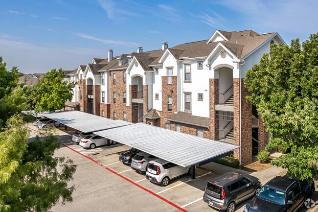 Building Photo - Eleven11 Lexington at Flower Mound