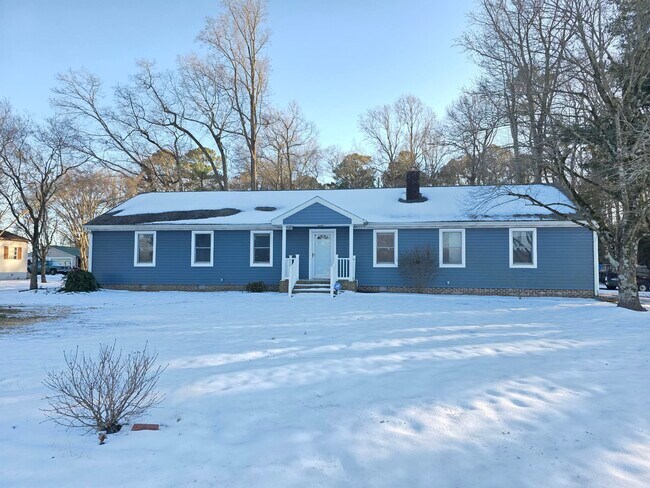 Building Photo - 29325 W Line Rd