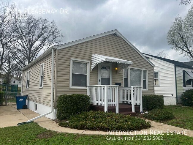 Foto del edificio - 7414 Pleaseway Dr