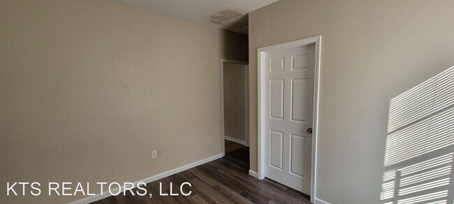 Building Photo - 4 br, 2 bath House - 1705 Lizardi St