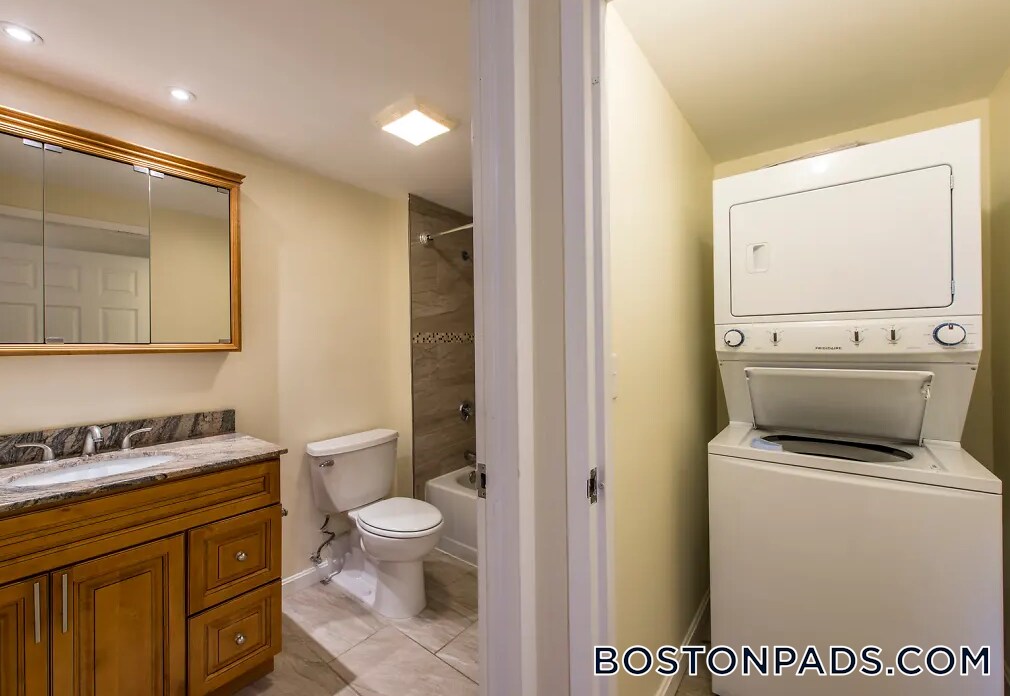 Foto del edificio - 757 Highland Ave