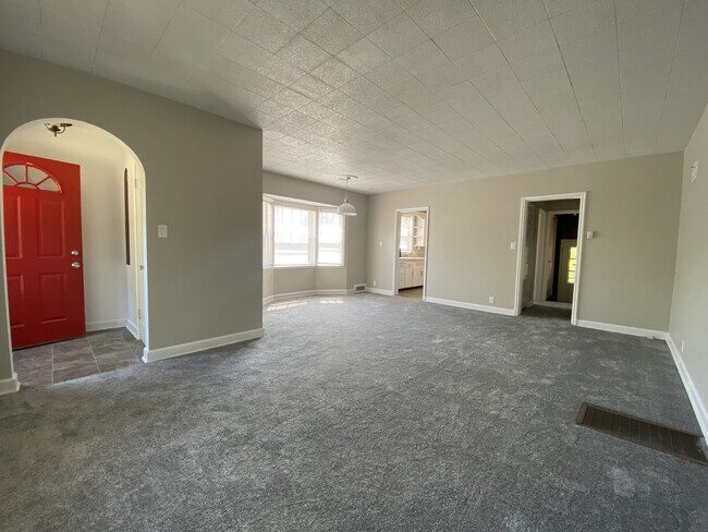 Foto del edificio - 1853 S 50th St