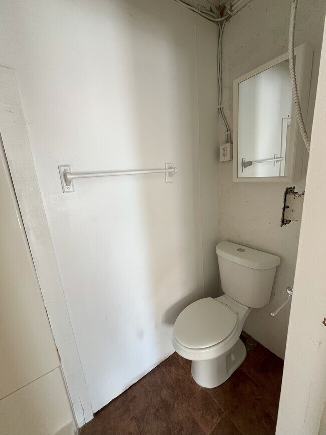Foto del edificio - Apartment in Historic Salt Lake City Home!