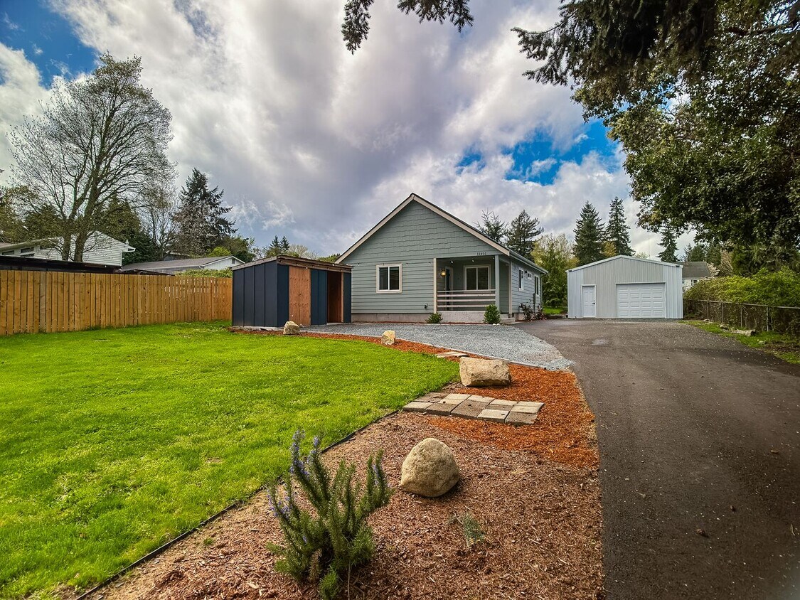 11401 14th Ave S, Burien, WA 98168 House Rental in Burien, WA