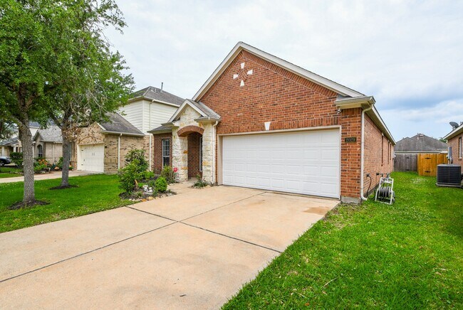 Foto del edificio - 2029 Creek Run Dr