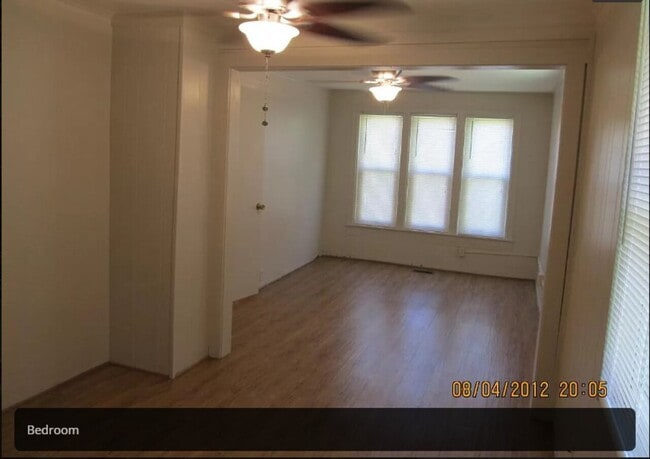 Building Photo - 2613 Albion St,