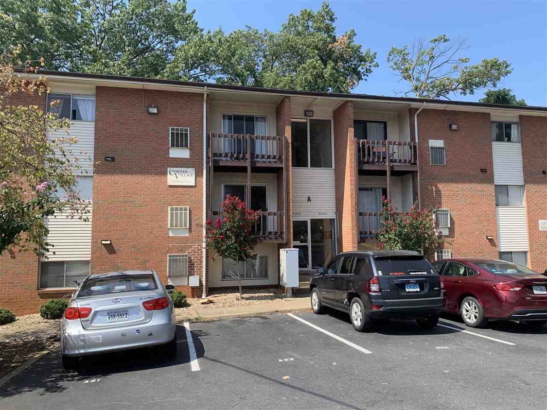 1215 Wertland St Unit b41, Charlottesville, VA 22903 Condo for Rent