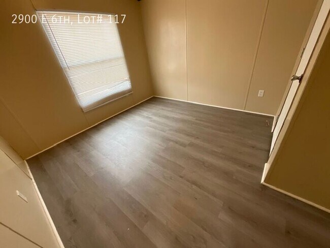 Foto del edificio - 2900 E 6th Ave