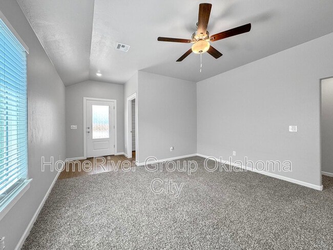 Building Photo - 9312 NW 126th St