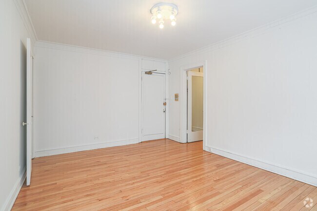 Estudio, 1BA - Sala de estar - 722 Clark St