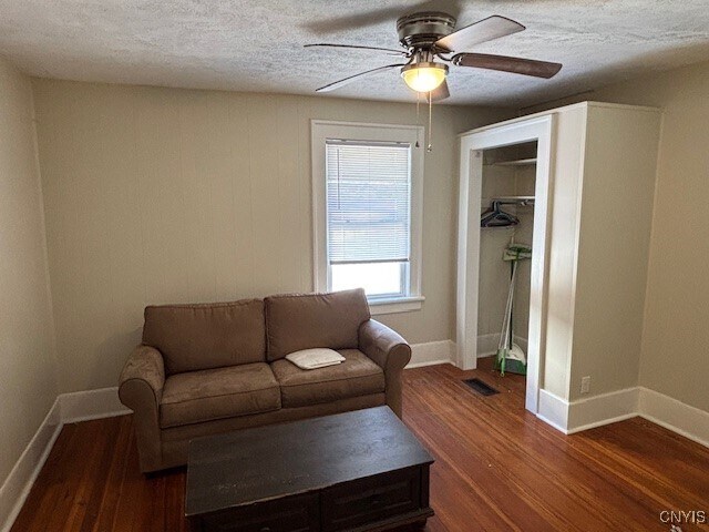 Foto del edificio - 1012 Cadillac St