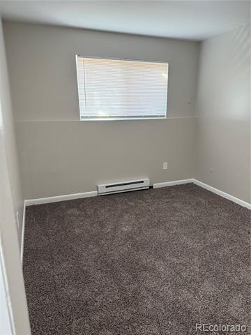 Foto del edificio - 6021 Yarrow St