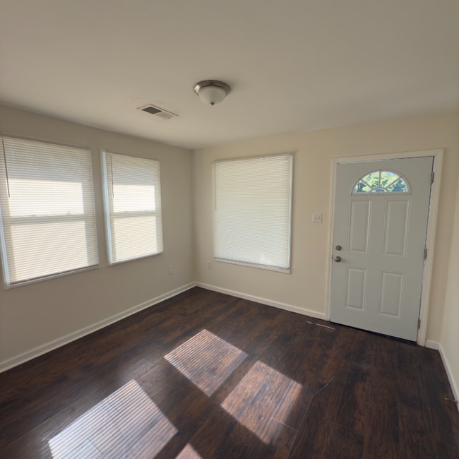 Foto del edificio - 1622 Farragut St