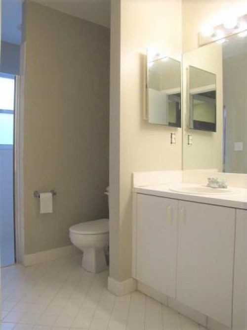 Foto del edificio - 1023 Julia Heights Dr