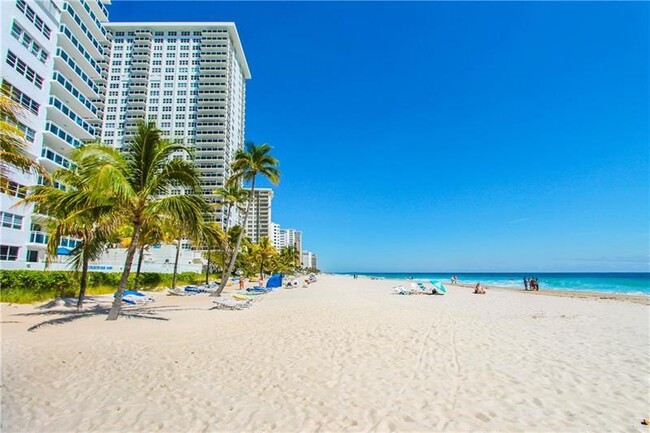 Foto del edificio - 3430 Galt Ocean Dr
