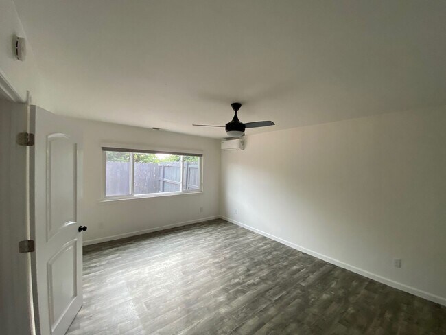 Foto del edificio - Beautiful ADU in back house in Camarillo