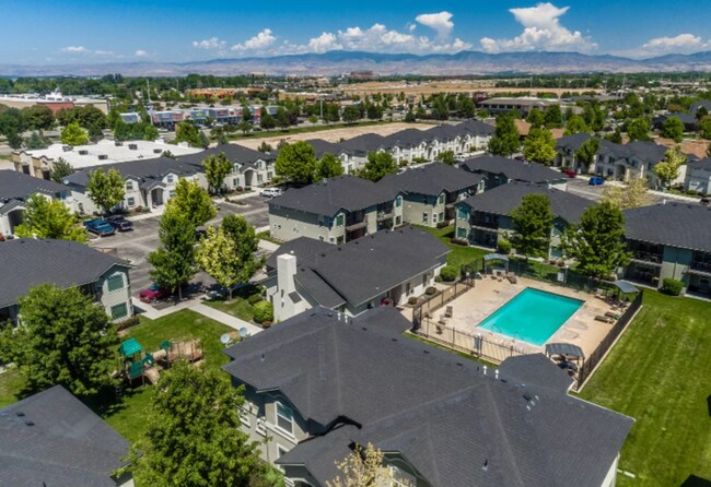 Foto del edificio - 1805 E Overland Rd