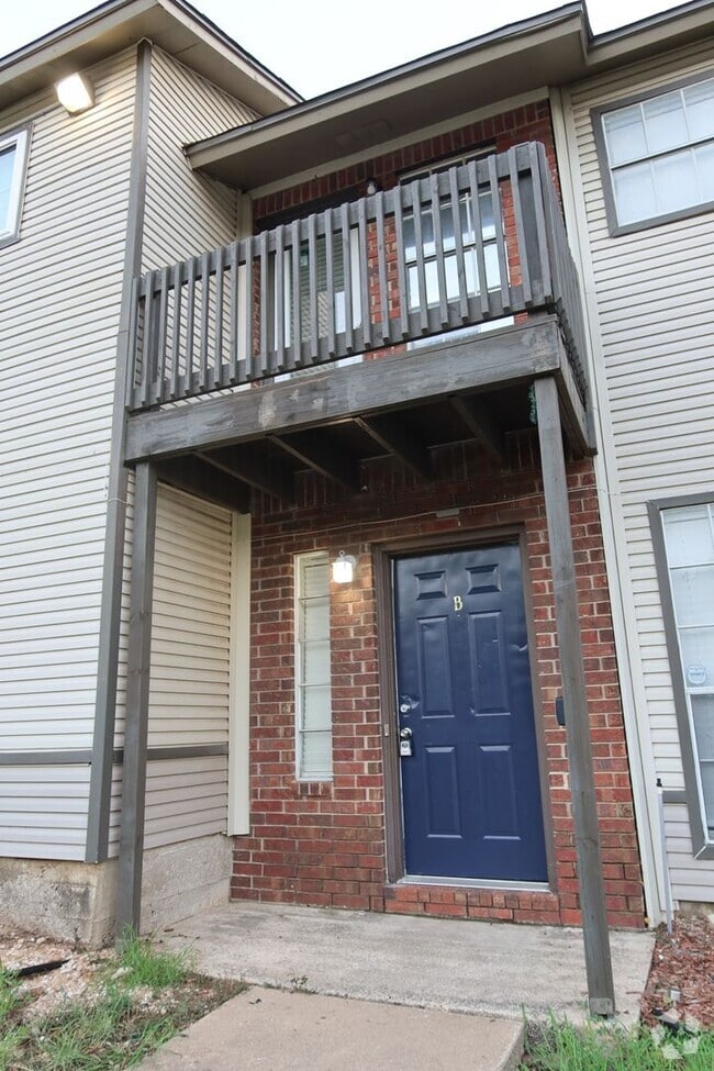 Building Photo - 1807 River Crossing Cir
