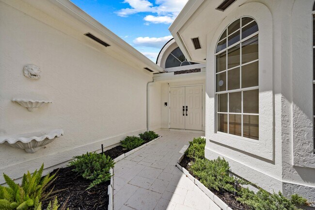 Foto del edificio - 2587 Muir Cir