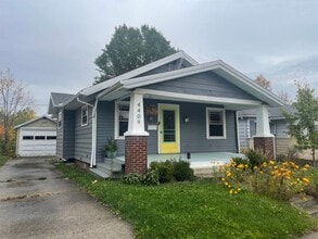 Building Photo - 4409 S Wayne Ave