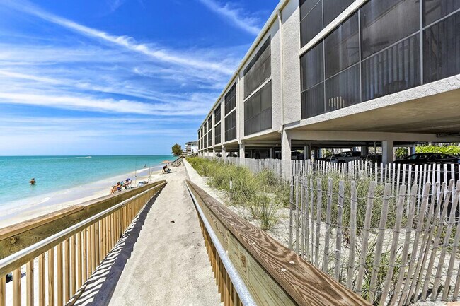 Building Photo - 2700 N Beach Rd