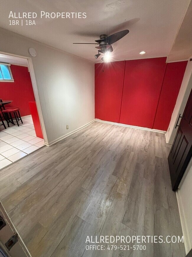Foto del edificio - 621 N Leverett-6