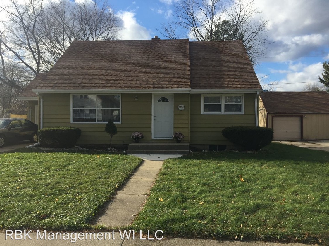 Primary Photo - 3 br, 1 bath House - 5353 N 54th St