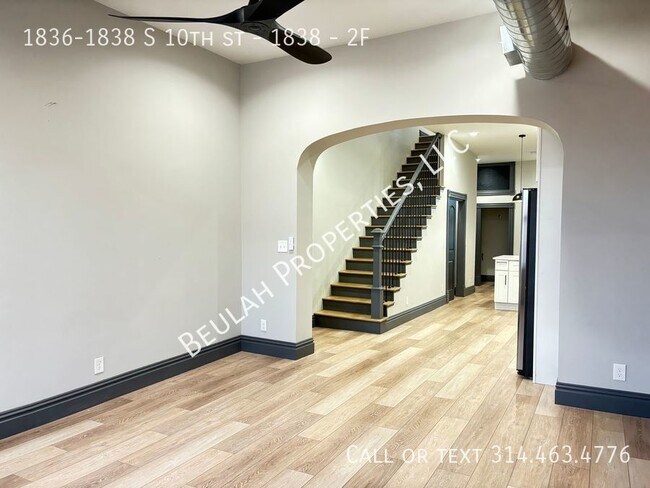 Foto del edificio - Bright Soulard Townhouse - 2bd/2.5ba