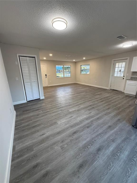 Building Photo - 2209 SW 6th St