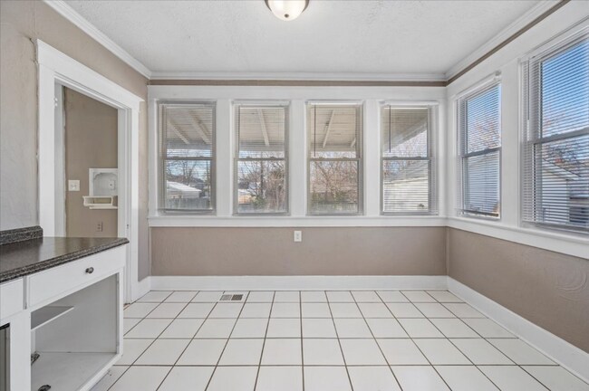 Building Photo - 2108 S Shelby St