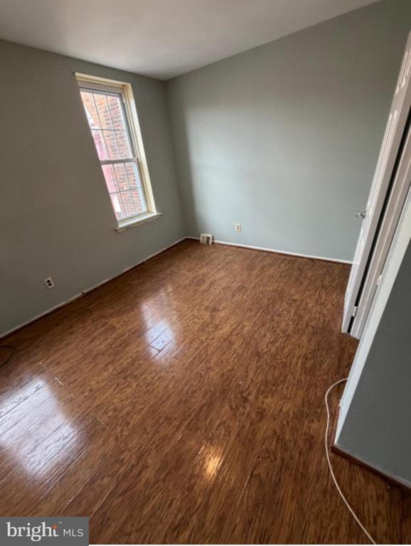 Building Photo - 1918 Bonitz St