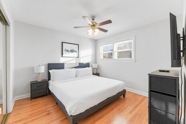 Foto del edificio - 3457 Main St