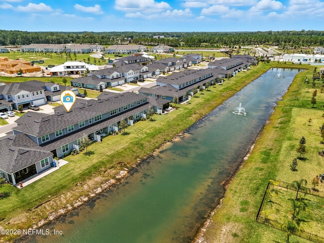 Foto del edificio - 698 Cherry Elm Dr