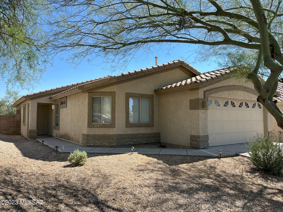 5439 W Morning Moonlight Ln, Marana, AZ 85658 House Rental in Marana