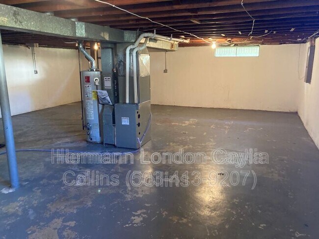 Foto del edificio - 2465 Hawthorne Manor Dr
