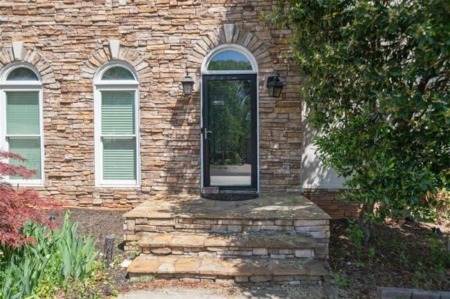 Building Photo - 1230 Old Home Pl Ct