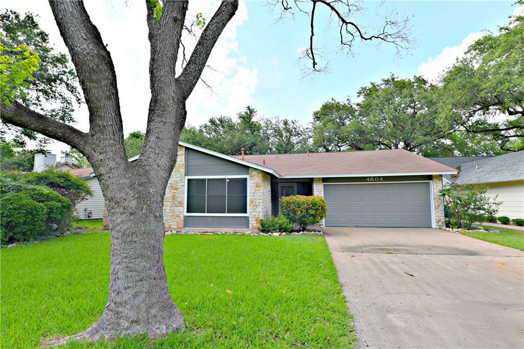 Foto principal - 4604 Pelham Dr