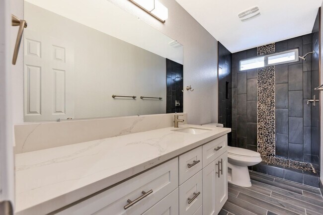 Foto del edificio - Remodeled home in amazing ASU neighborhood