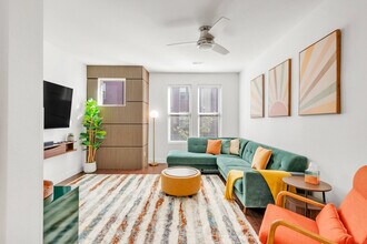 Building Photo - 1282 W 11th Ave