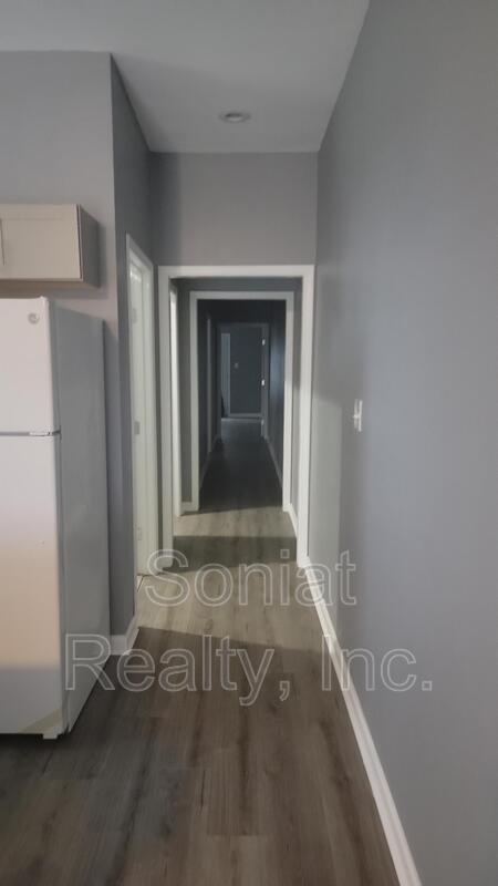 Foto del edificio - 1725 Nunez St